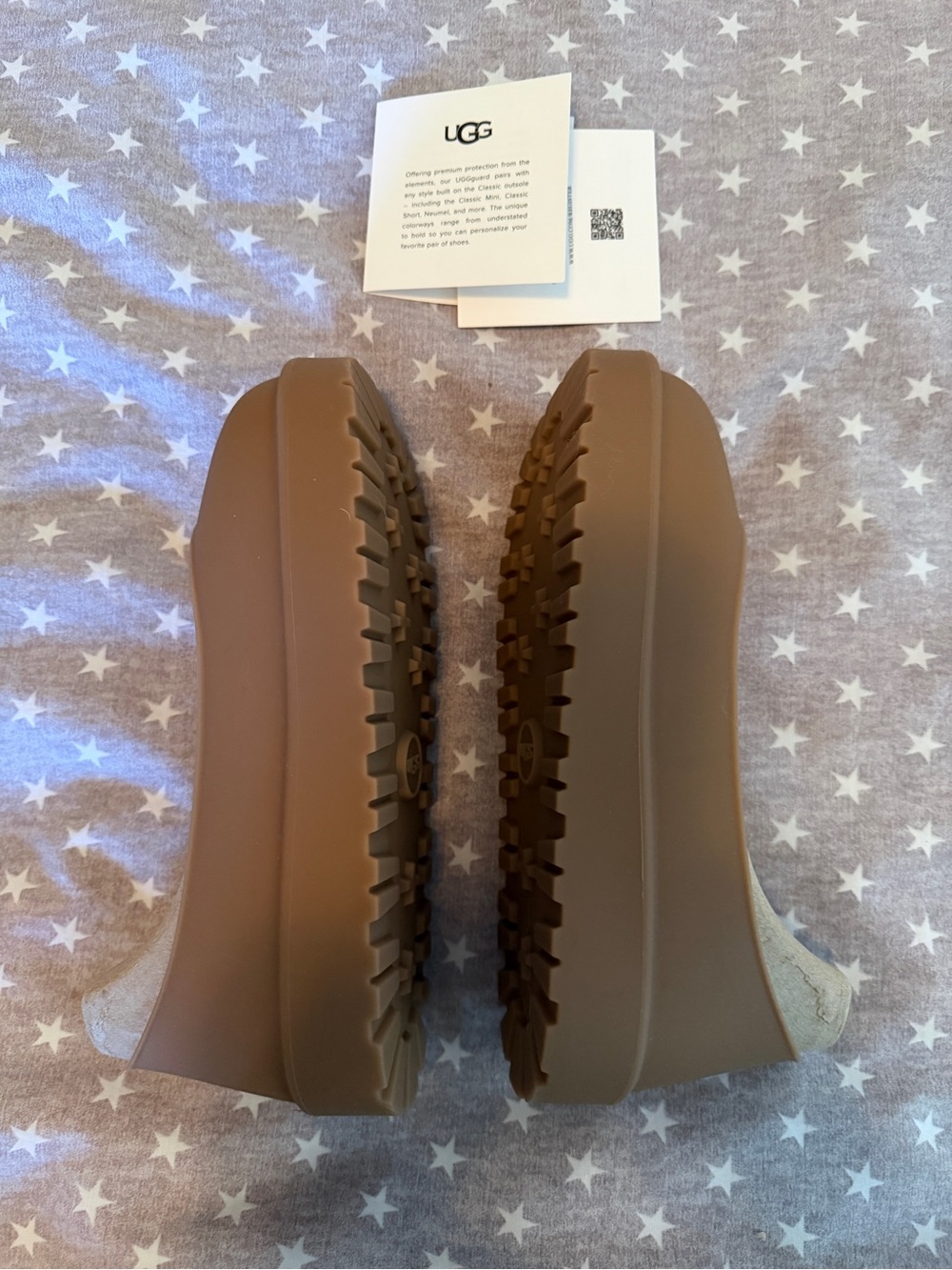 UGG Guard XS NWT / New with box - Picture 6 of 7